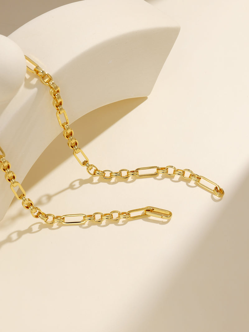 Minimalist Fashion Gold Necklace