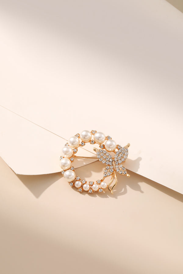 Elegant Diamond Butterfly Decor Wreath Pearl Brooch