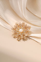 Bright Art Diamond Gold Pave Snow Pearl Brooch